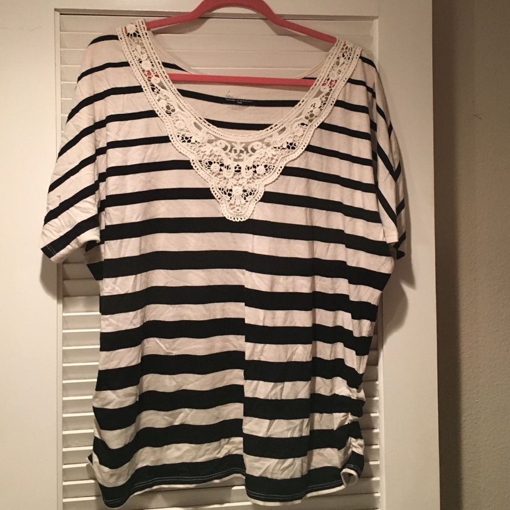 Lane Bryant Black and White Striped Short Sleeve Top with Crochet Trim